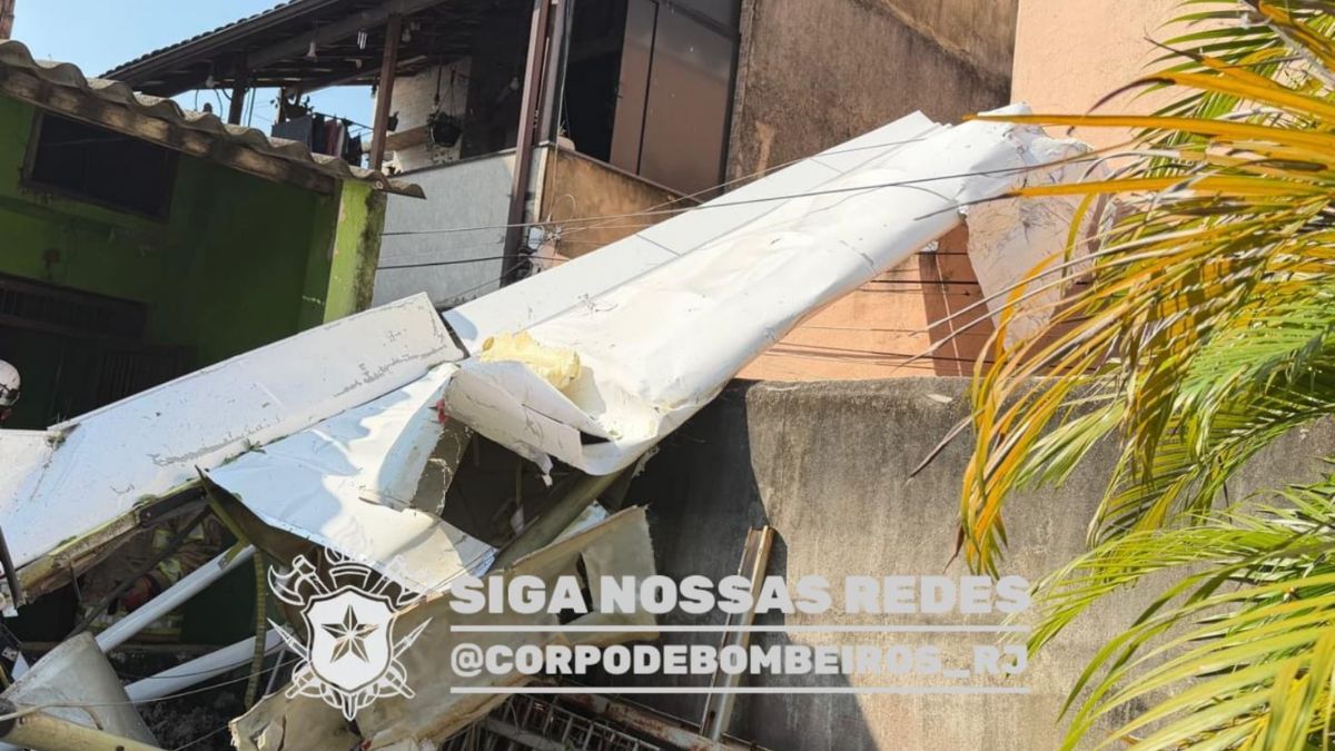 Queda de avião no RJ