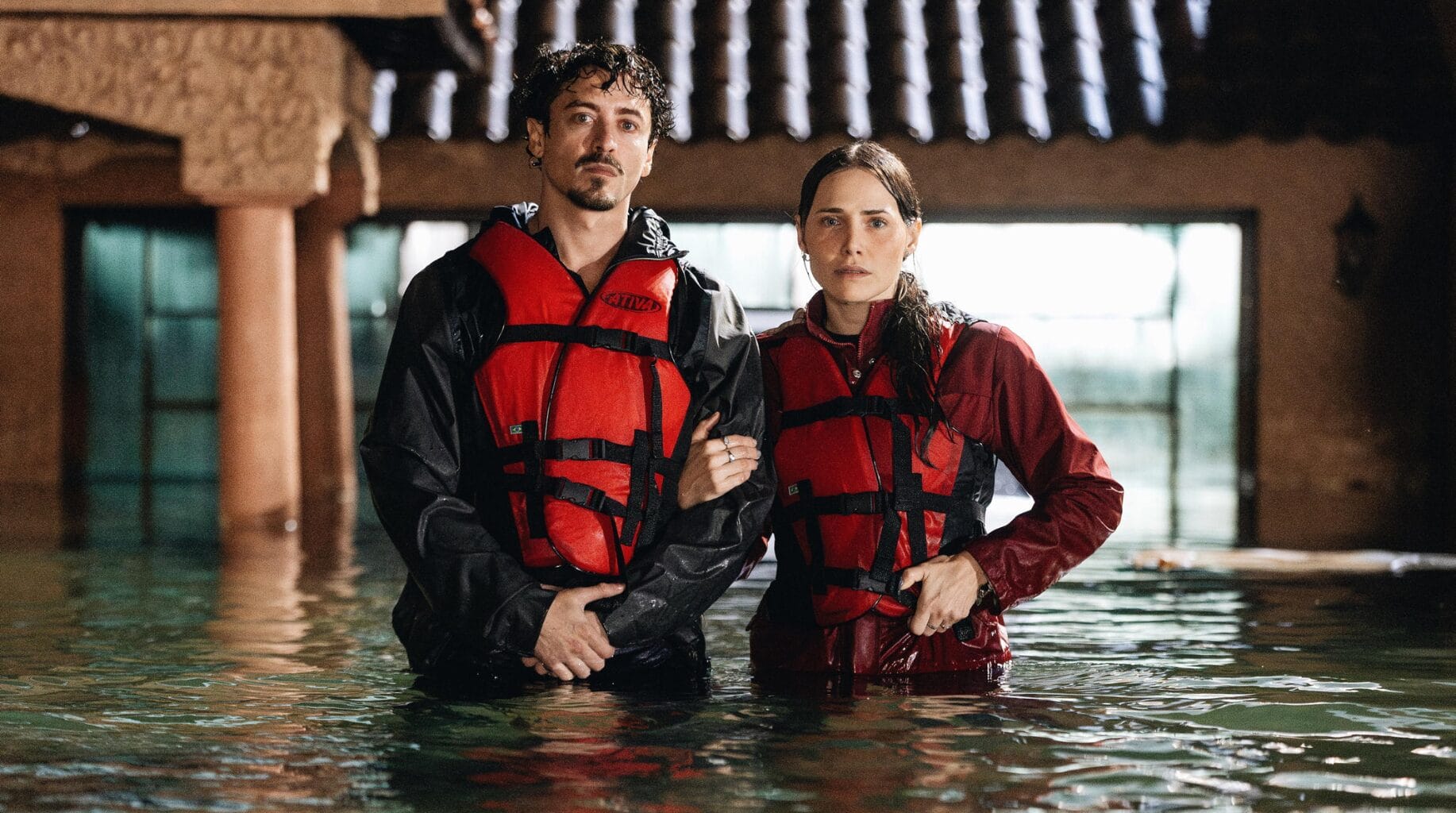 Jesu&iacute;ta Barbosa e Adriana Colin na nova novela das nove da Globo