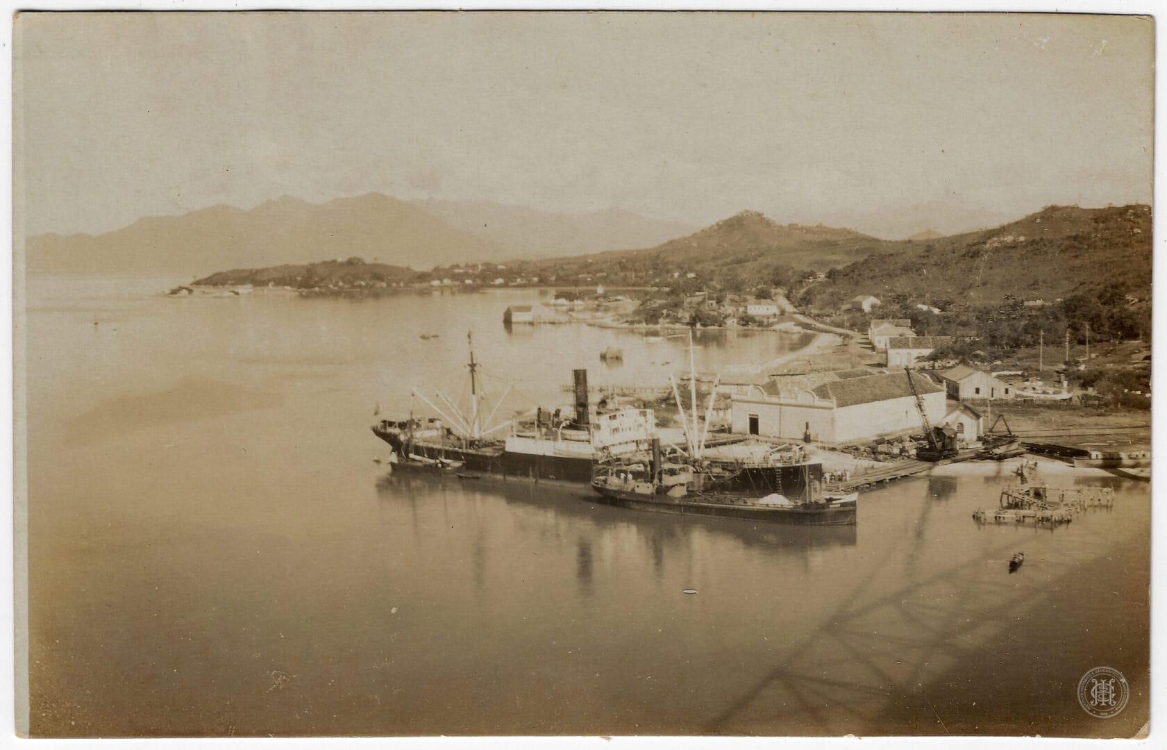 Cart&atilde;o postal de Florian&oacute;polis mostra como era a cidade h&aacute; mais de 100 anos