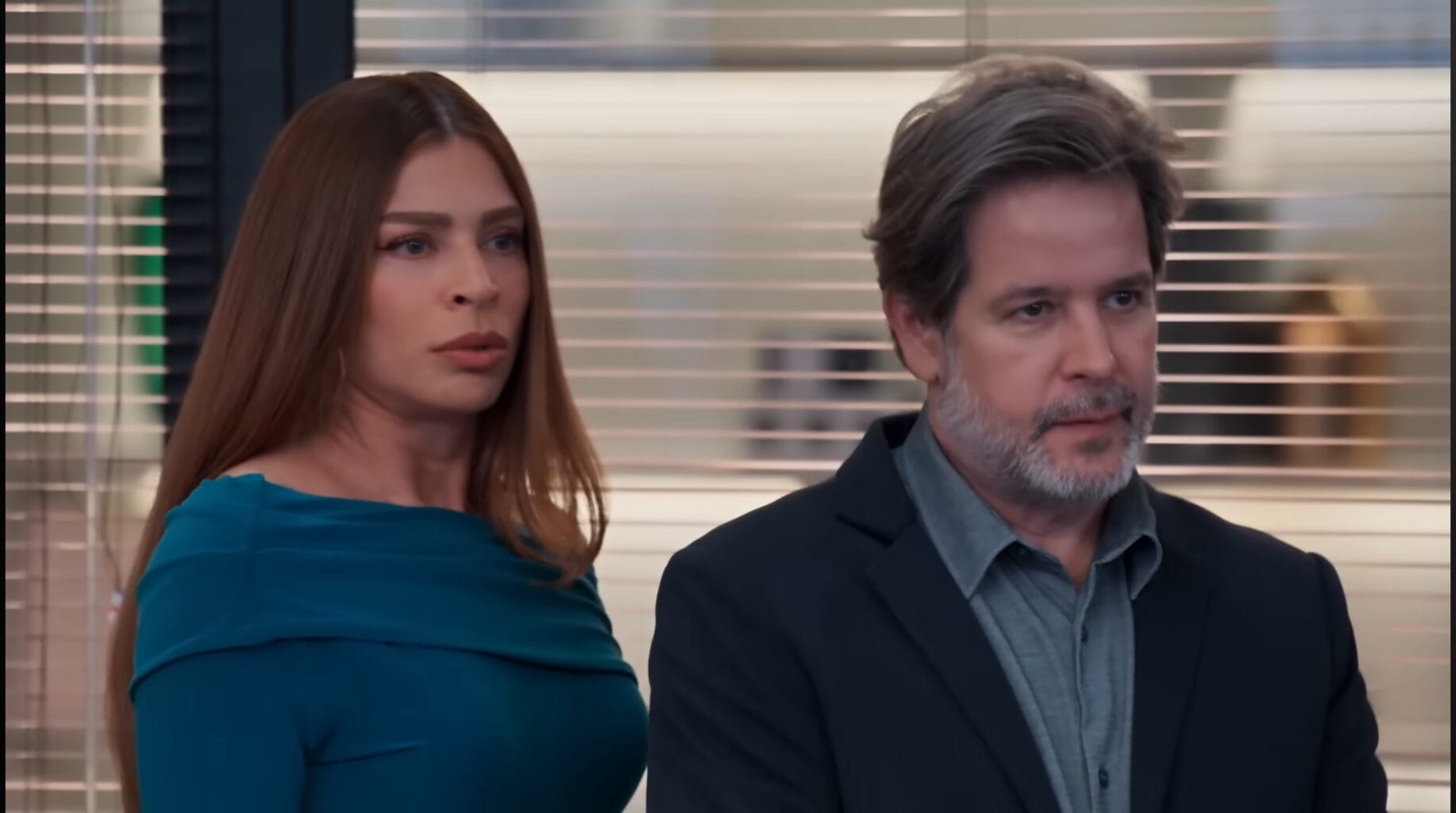 Arminda (Grazi Massafera) e Ferette (Murilo Benício) em cena tensa de Três Graças no capítulo desta quarta-feira (13/05)