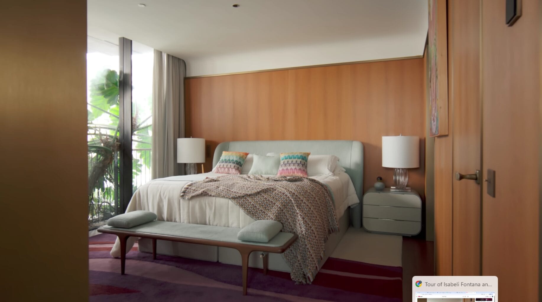 Neste v&iacute;deo da Casa Vogue Brasil, o casal famosos apresenta seu primeiro apartamento planejado em conjunto em S&atilde;o Paulo. 