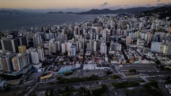 Empresa Airbnb atuou como interessada na ação (Foto: Allan Carvalho, Prefeitura de Florianópolis)