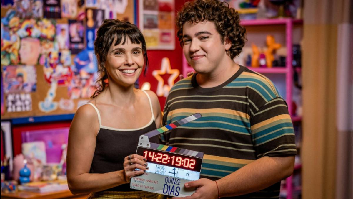 E os fãs já começaram a comparar cada detalhe nas redes (Foto: Reprodução/ IMDb)