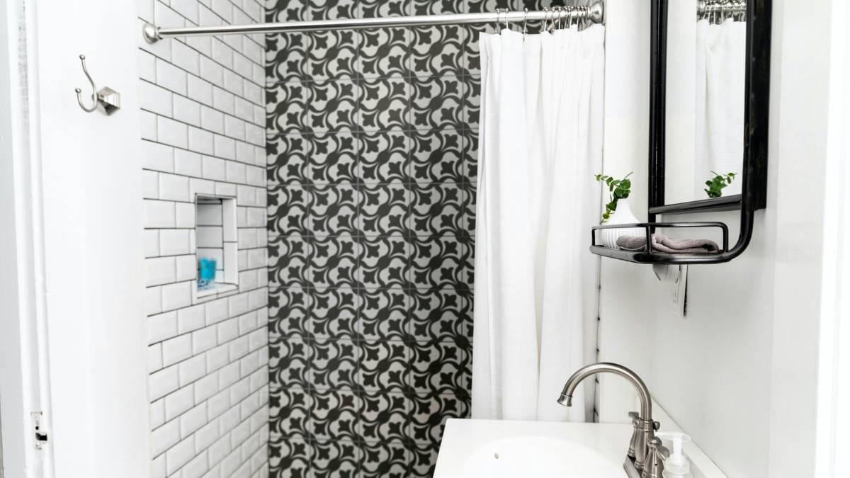 Ambientes mais claros e visualmente mais leves ganham destaque (Foto: Pexels)