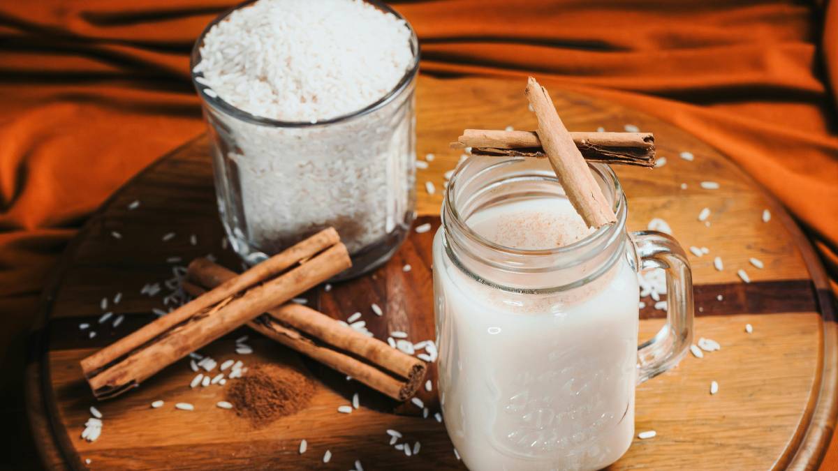 Séruns, cremes e máscaras começaram a resgatar ingredientes antigos em versões mais modernas (Foto: Pexels)