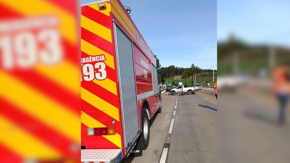 Acidente entre carro e moto deixa uma mulher morta e outra ferida na BR-163 em SC