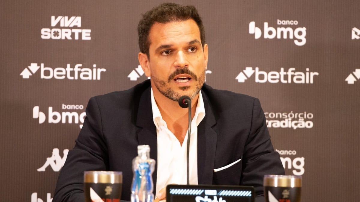 Vasco tem reunião com técnico rival e pode definir substituto de Renato Gaúcho