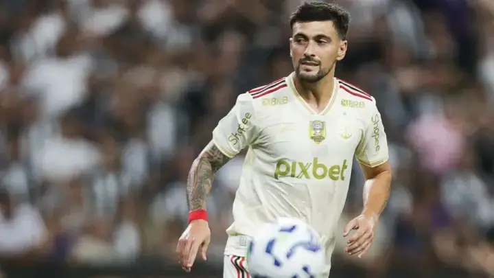 Arrascaeta é o camisa 10 do Uruguai (Foto: Adriano Fontes, Flamengo)