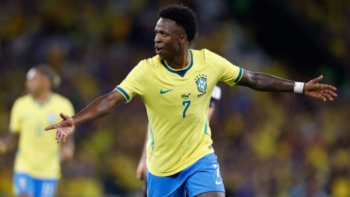Vini Júnior em ação pelo Brasil (Foto: Rafael Ribeiro, CBF)