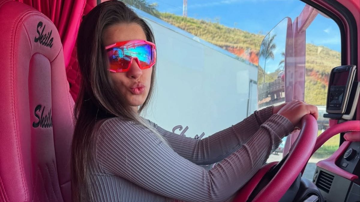 Gabriely Franciscon, caminhoneira com 1 milh&atilde;o de seguidores que sofreu acidente em SC