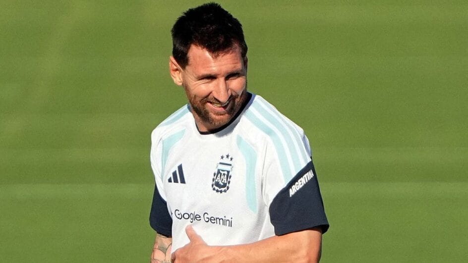 Lionel Messi lidera a seleção da Argentina na Copa (Foto: Reuters, Denny Medley)