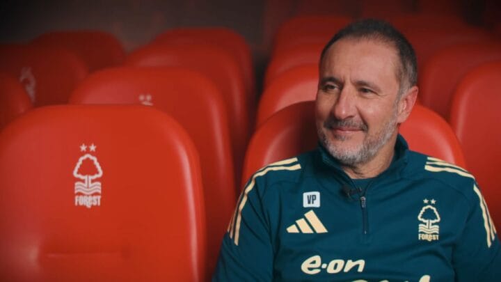 Técnico português está com 57 anos (Foto: Nottingham Forest FC, Reprodução, Youtube)