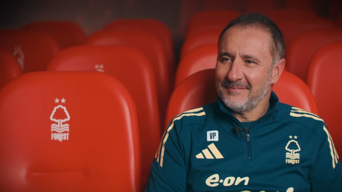 Técnico português está com 57 anos (Foto: Nottingham Forest FC, Reprodução, Youtube)
