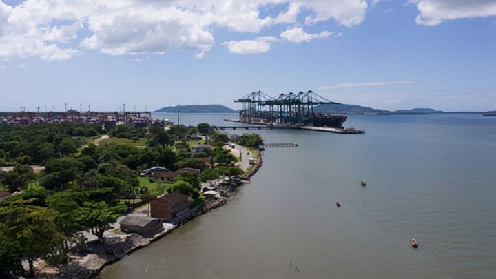 Alargamento de Itapoá