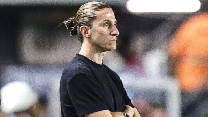 Filipe Luís vai comandar o Monaco na próxima temporada (Foto: Gilvan de Souza, CRF)