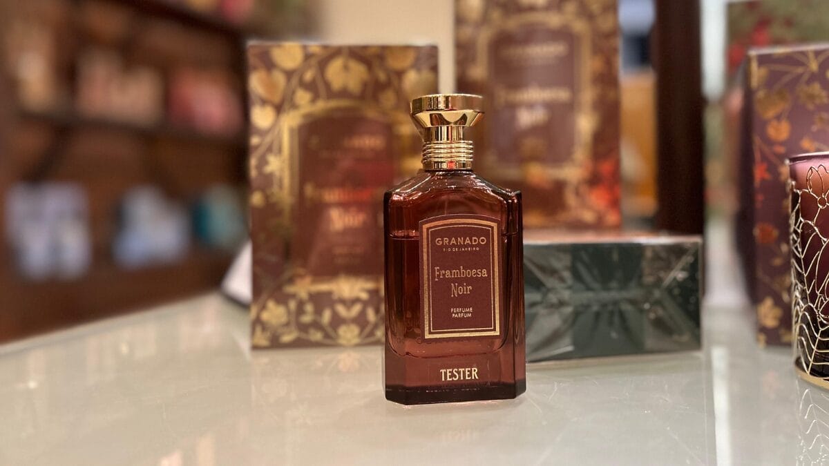 Perfume Granado Framboesa Noir, frasco da linha Vintage