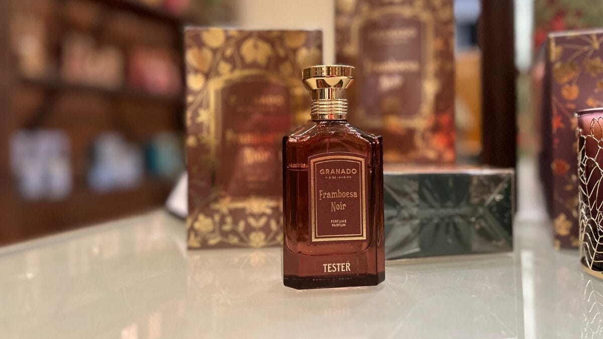 Perfume Granado Framboesa Noir, frasco da linha Vintage