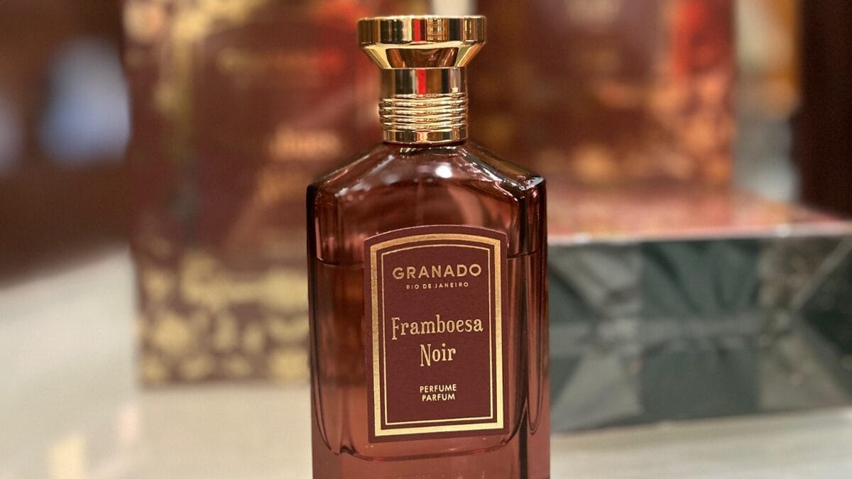 Perfume Granado Framboesa Noir, frasco da linha Vintage