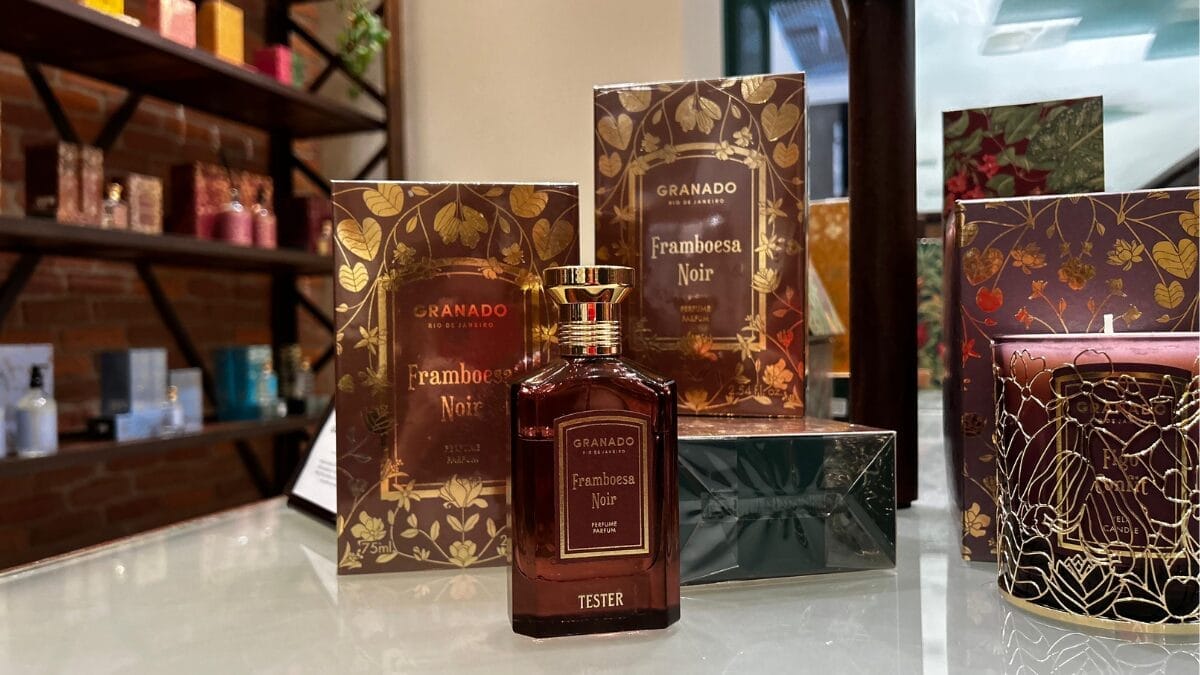 Perfume Granado Framboesa Noir, frasco da linha Vintage