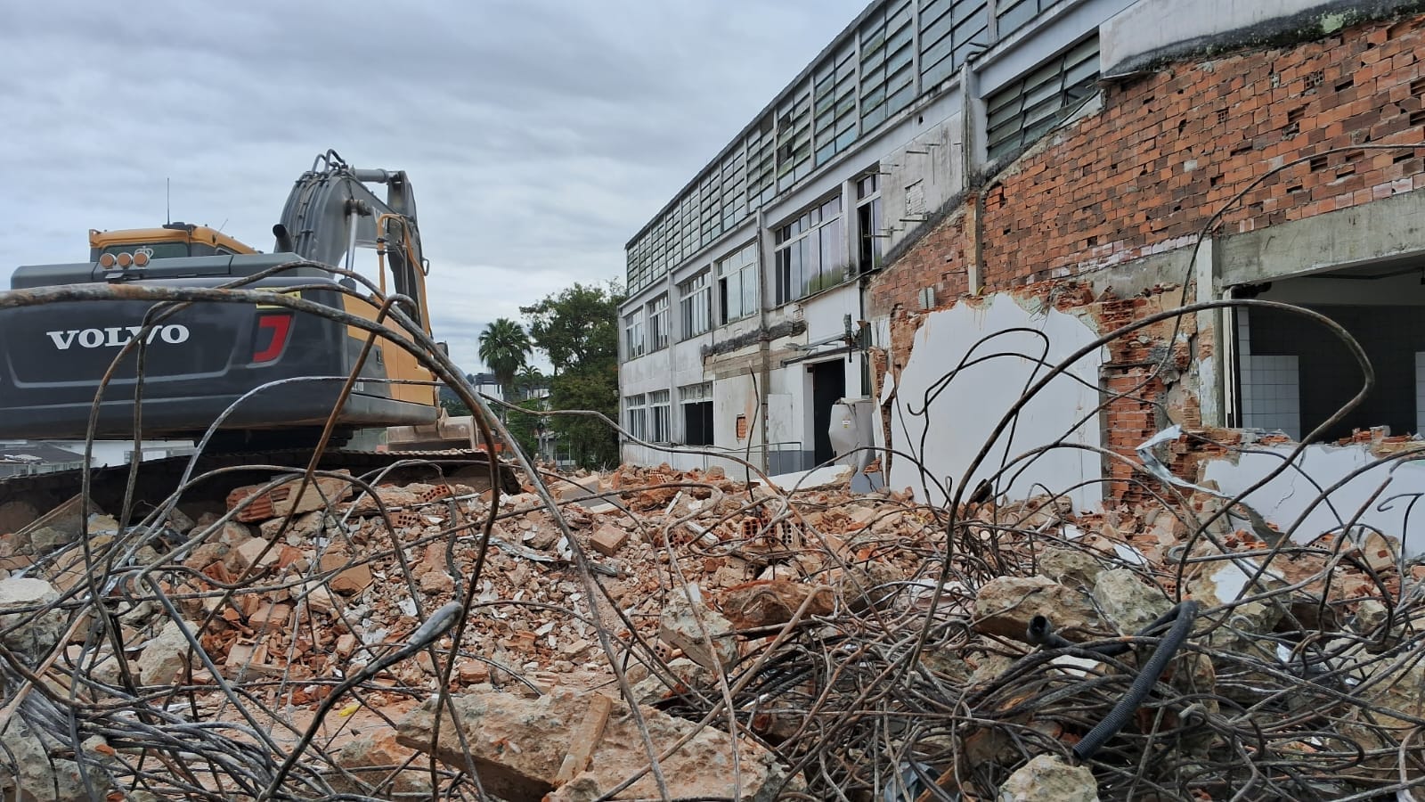 Kavo, demolição da Kavo em Joinville