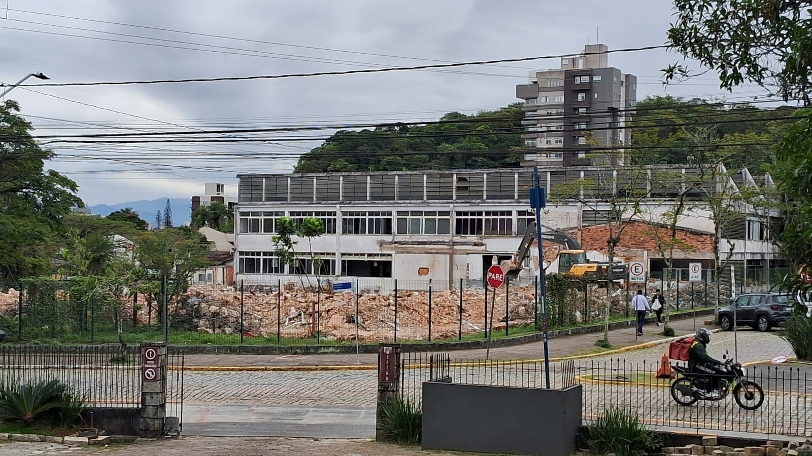 Kavo, demolição da Kavo em Joinville