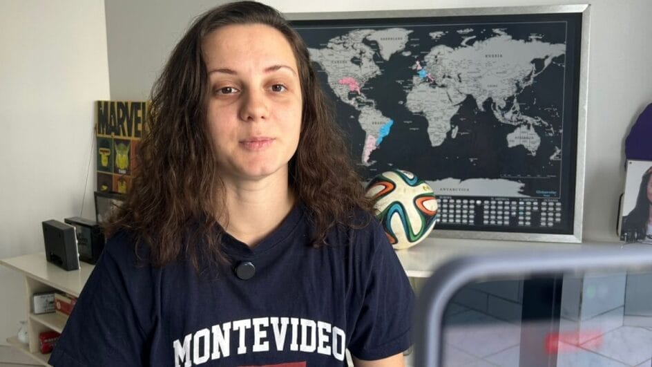 Influenciadora e jogadora de futebol Adelia Bristot faz sucesso nas redes sociais falando sobre Copa do Mundo