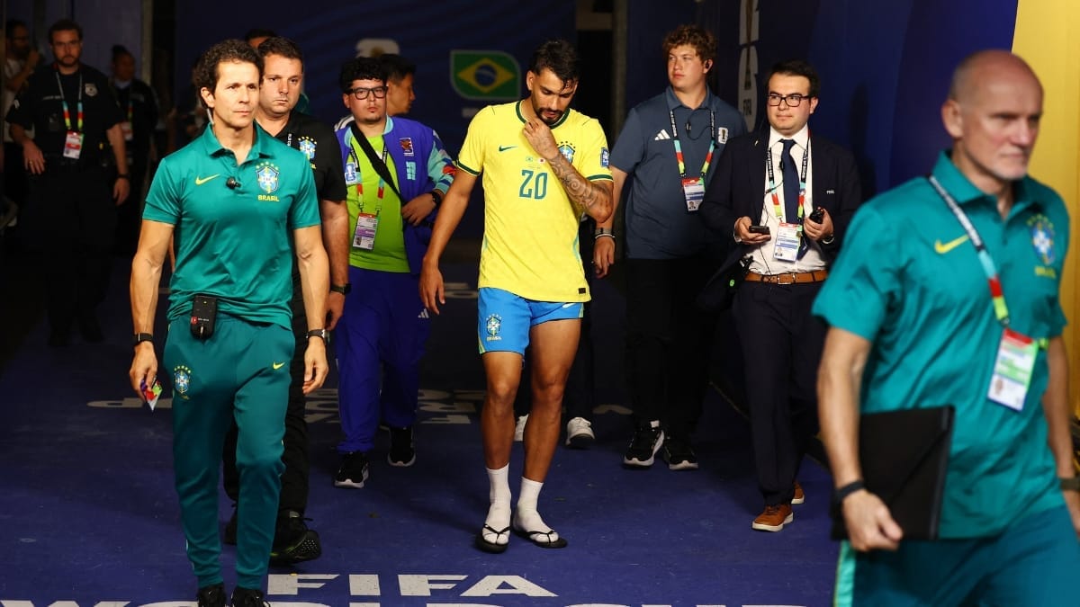 Lucas Paquet&aacute; ap&oacute;s a les&atilde;o