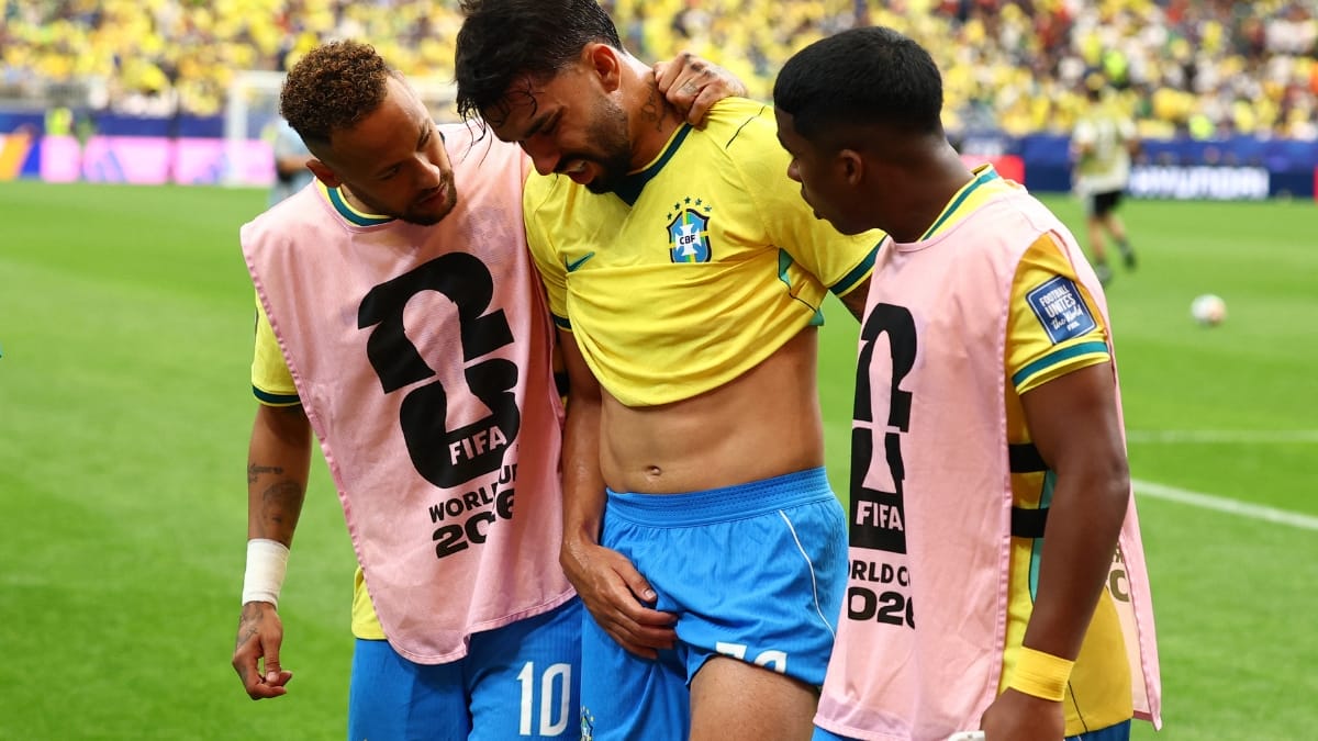 Paquetá machucou no jogo contra o Japão (Foto: REUTERS)