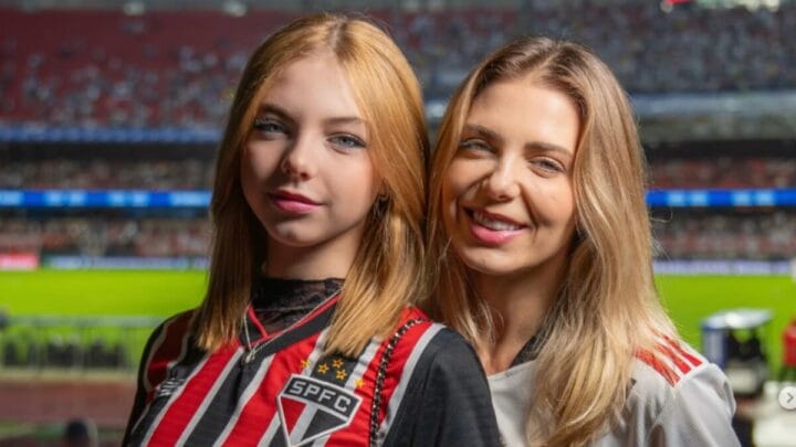 “Mãe, ninguém te conhece filha de Sheila Mello ironiza a fama da mãe (3)