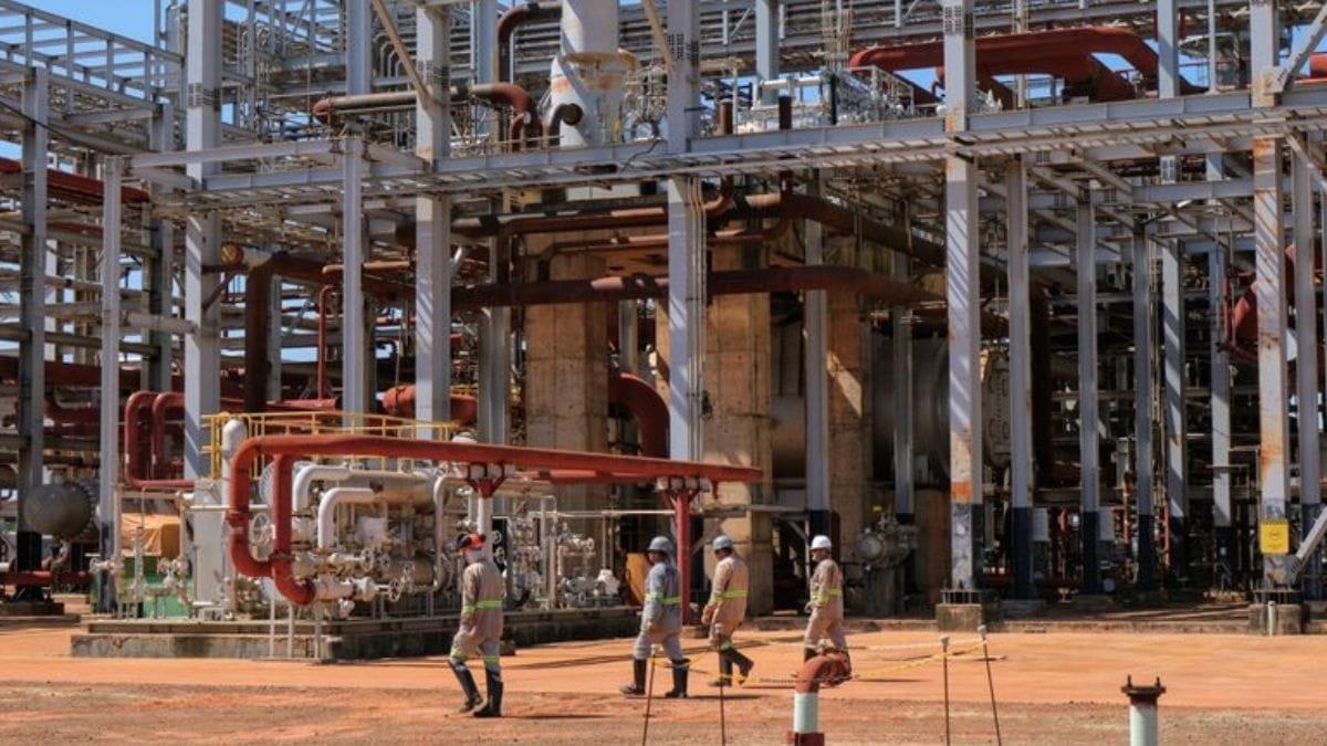 Megaf&aacute;brica de R$ 5 bilh&otilde;es da Petrobras deve gerar 8 mil empregos e produzir 15% da ureia do pa&iacute;s (4)