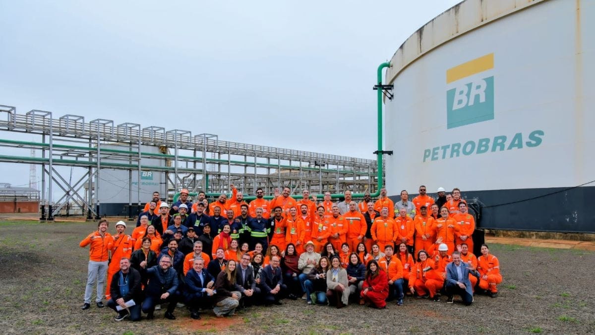 O presidente Luiz Inácio Lula da Silva participa, nesta quinta-feira (25/6), em Três Lagoas (MS), da cerimônia que marca a retomada das obras da Unidade de Fertilizantes Nitrogenados III (UFN-III)