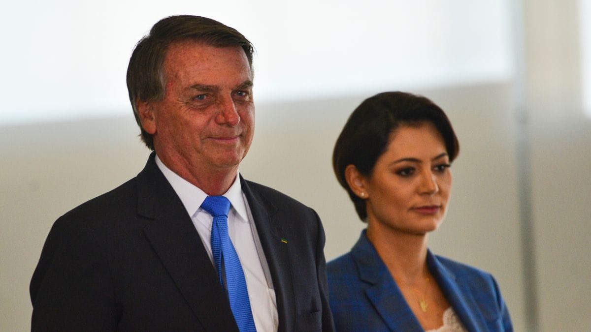 O presidente Jair Bolsonaro e a primeira-dama, Michelle Bolsonaro, participam do lançamento do Canal Educação e do Canal Libras, no Palácio do Planalto.