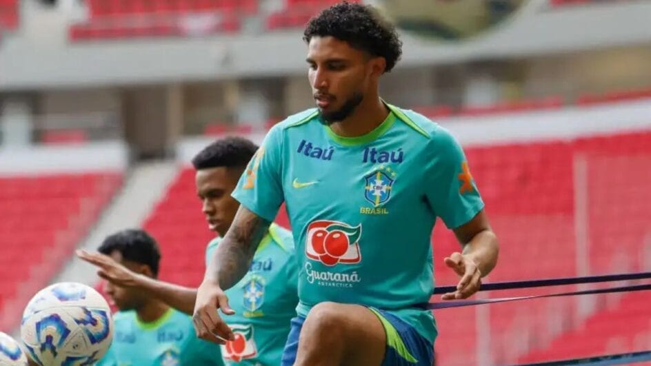 Éderson já foi chamado por Ancelotti para a Seleção em outra oportunidade (Foto: Rafael Ribeiro, CBF)