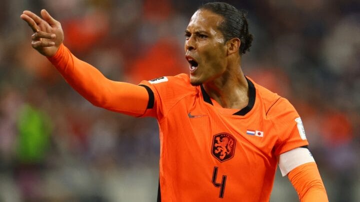 Holanda do zagueiro Virgil Van Dijk lidera o pelotão dos terceiros colocados (Foto: REUTERS, Hannah Mckay)