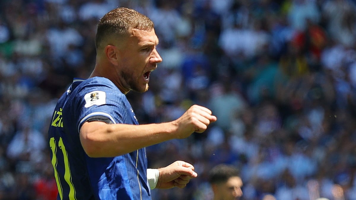 Bósnia foi a primeira seleção a terminar na terceira colocação do grupo (Foto: REUTERS)