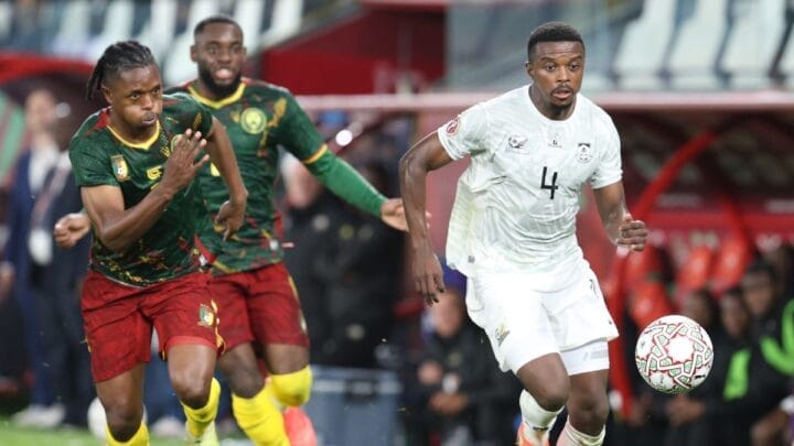 Teboho Mokoena à direita (Foto: Matrix Images, Lynne Gleeson via Reuters Connect)