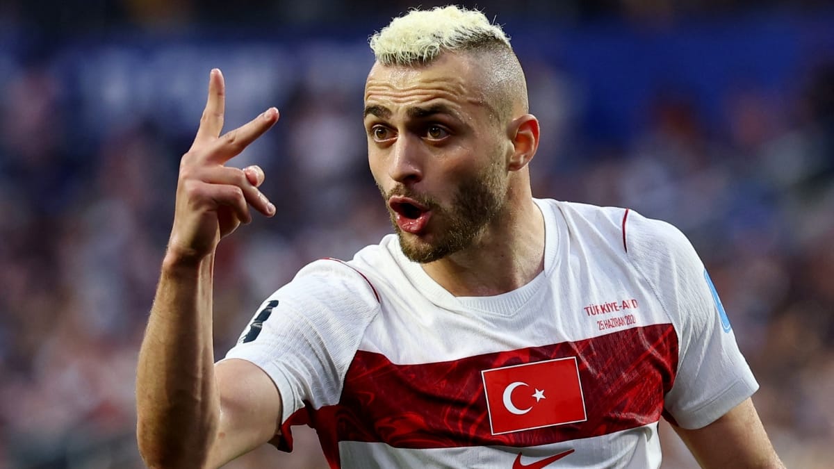 Turquia venceu na última rodada, quando já estava eliminada (Foto: REUTERS)