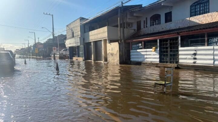 Maré deve voltar a provocar alagamentos em Florianópolis e Itajaí, alerta Defesa Civil
