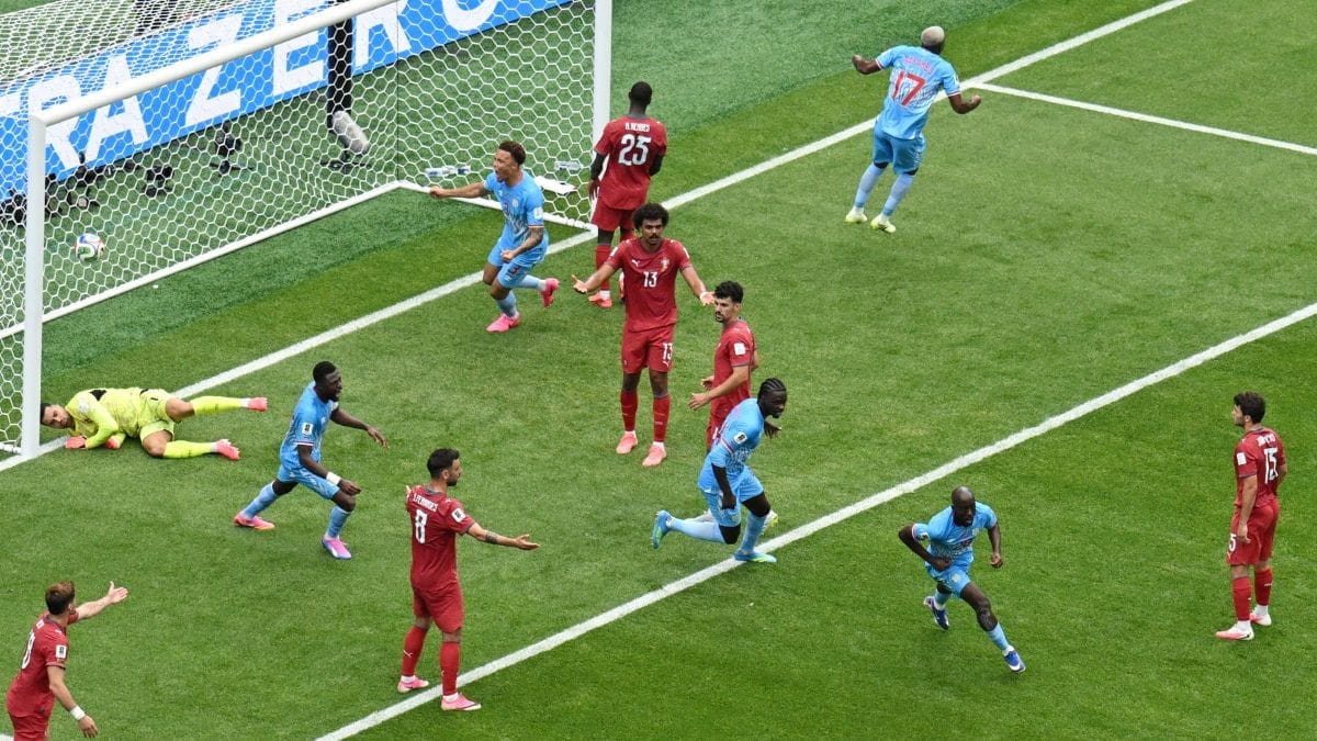 Yoane Wissa, da RD Congo, comemora o primeiro gol da equipe