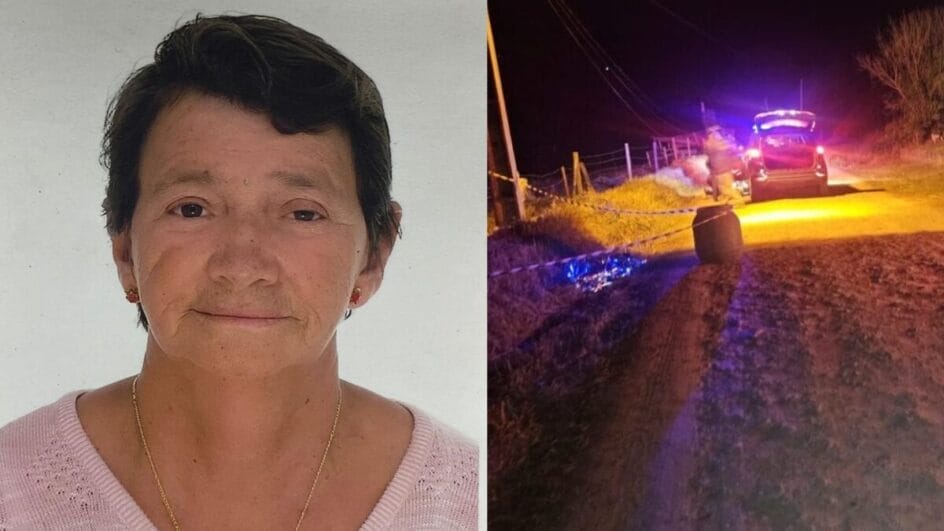 à esquerda, mulher idosa de cabelo escuro e curto, à direita, viatura policial em estrada de chão