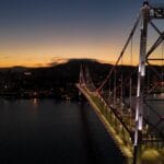 Livro traz relatos inéditos sobre a história da Ponte Hercílio Luz em comemoração ao centenário