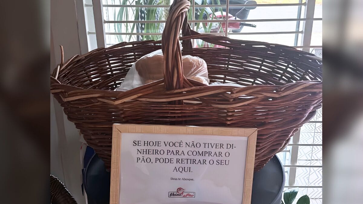 A infância difícil que inspirou família a dar pão de graça a quem não pode pagar em padaria de SC