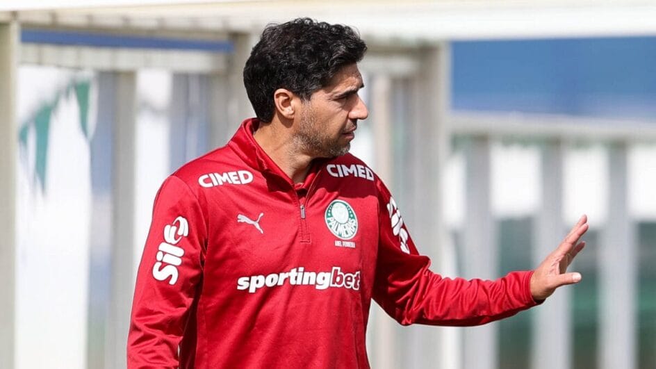 O técnico Abel Ferreira, do Palmeiras, durante treinamento, na Academia de Futebol. (Foto: Cesar Greco, Palmeiras)