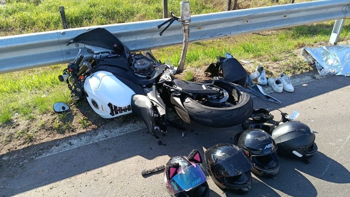 Acidente entre motos na BR-101, em Içara (SC)