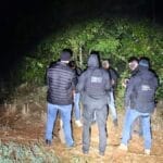 Três novos suspeitos são presos por morte de adolescente sequestrada e enterrada em mata após festa em SC