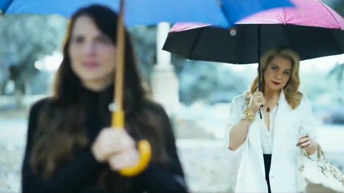 Pilar surpreende Adriana