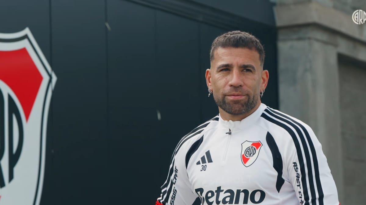 Após Otamendi, River Plate anuncia mais um campeão mundial pela Argentina