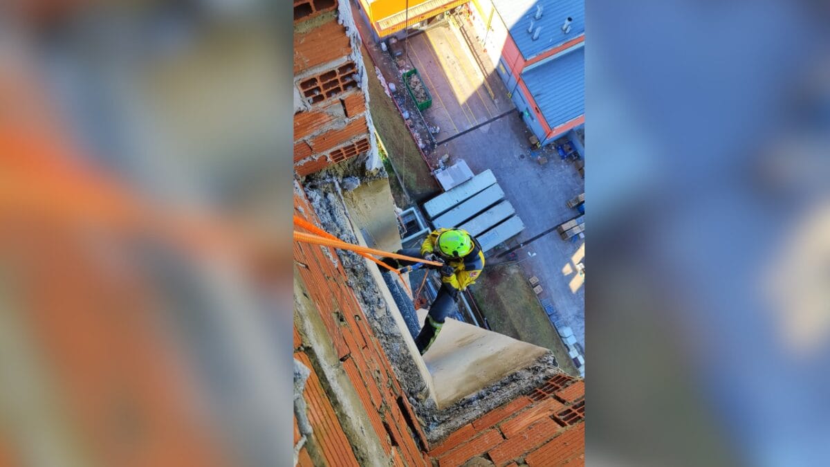 Resgate em Chapecó de trabalhador
