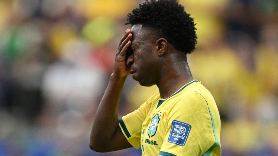 Jogo da Seleção Brasileira pode mudar de horário neste domingo (Foto: REUTERS)
