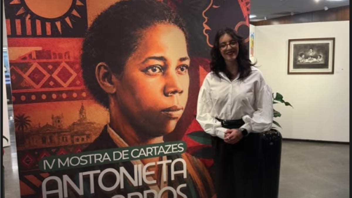 Carolline na Alesc (Foto Divulgação, Redes Sociais)